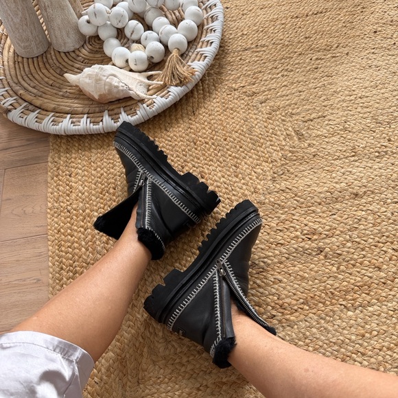 Anthropologie NWT Laidback London Setsu Side Zip Ankle Boot Black Leather warm❤️ - Picture 12 of 14